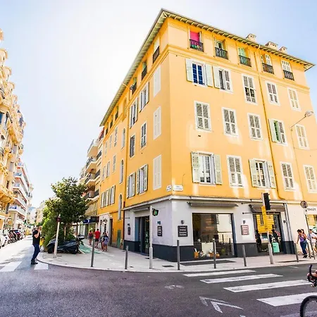 דירה Lung Arno Ap4300 By Riviera Homes ניס